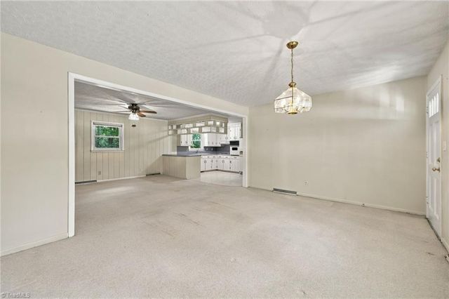 423 Bradley Road, Winston-salem, NC 27107