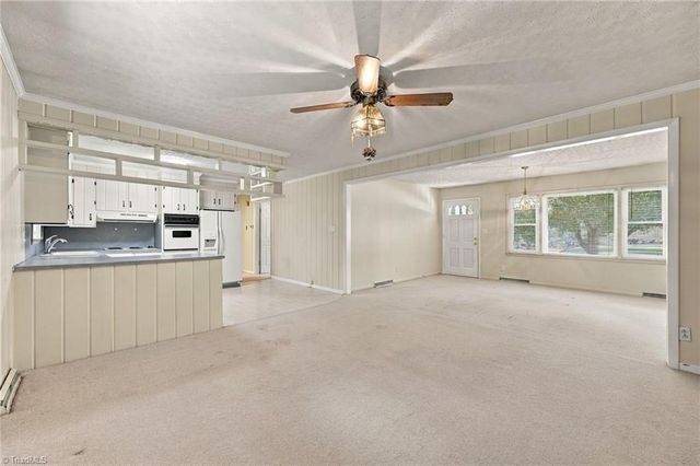 423 Bradley Road, Winston-salem, NC 27107