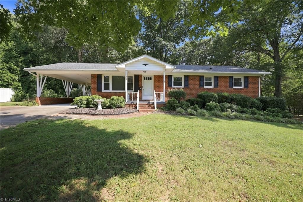 423 Bradley Road, Winston-salem, NC 27107