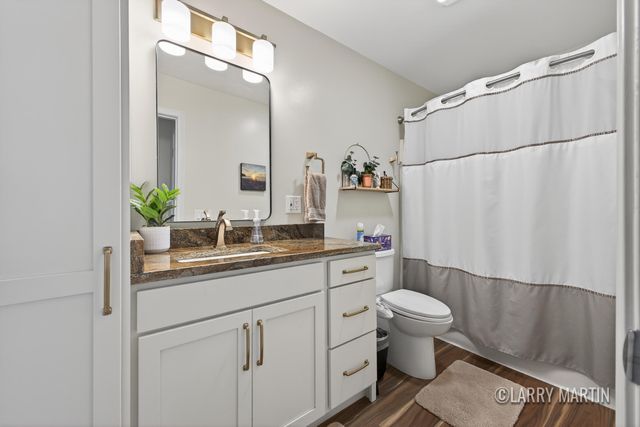 2292 Palm Dale Drive Sw, City Of Wyoming, MI 49519