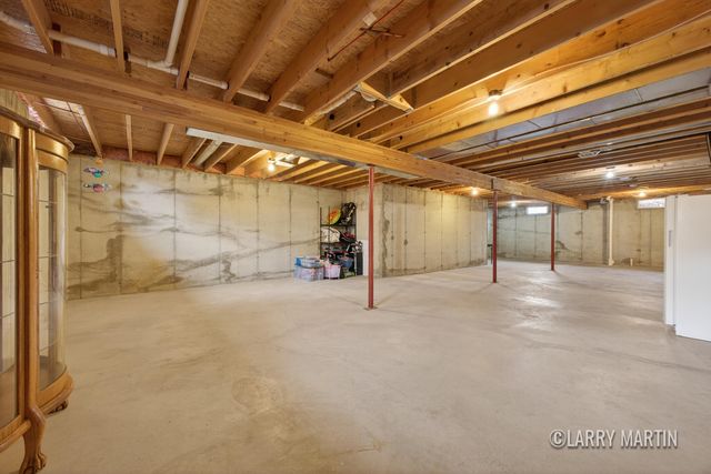 2292 Palm Dale Drive Sw, City Of Wyoming, MI 49519