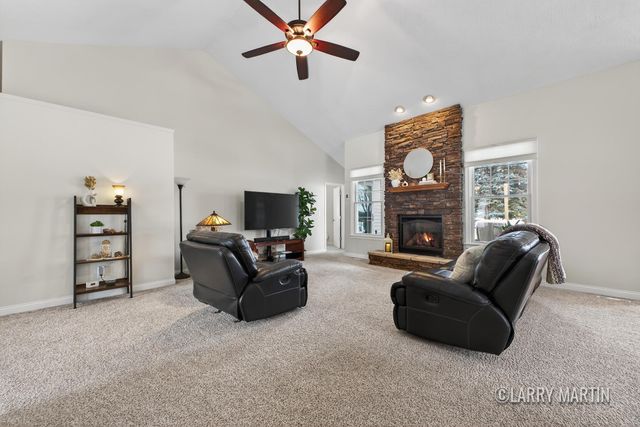 2292 Palm Dale Drive Sw, City Of Wyoming, MI 49519