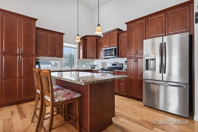 2292 Palm Dale Drive Sw, City Of Wyoming, MI 49519