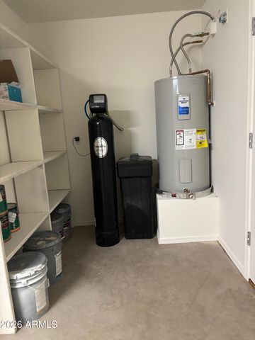 1719 W APPALOOSA Way, San Tan Valley, AZ 85144