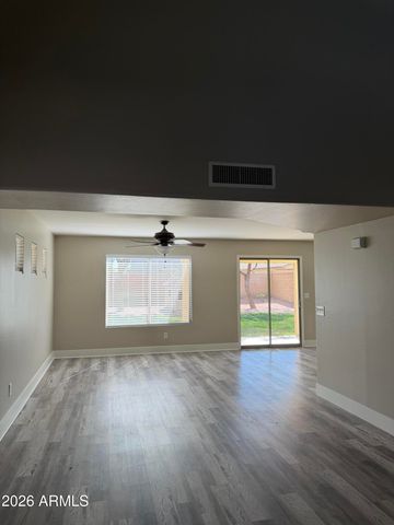 1719 W APPALOOSA Way, San Tan Valley, AZ 85144