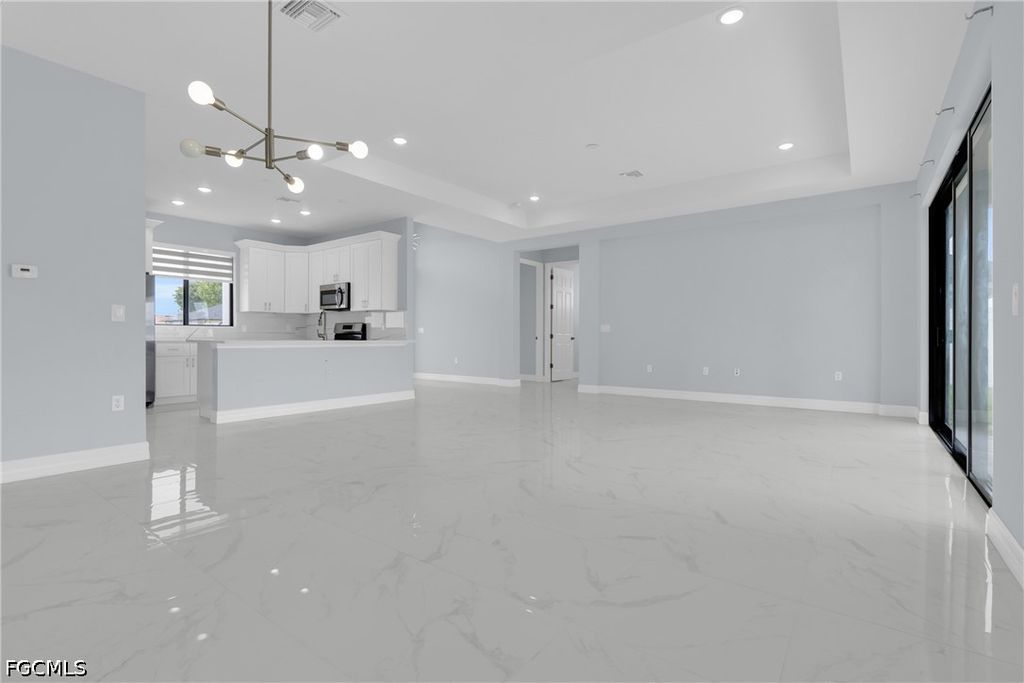 Image 14 of property listing at 627 NW 2nd TER, Cape Coral, FL 33993