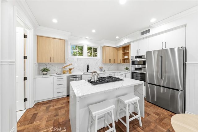 30 Long Bay, Newport Beach, CA 92660