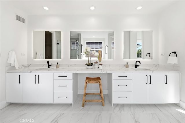 30 Long Bay, Newport Beach, CA 92660