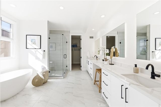 30 Long Bay, Newport Beach, CA 92660