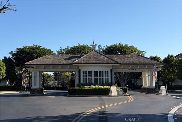 30 Long Bay, Newport Beach, CA 92660