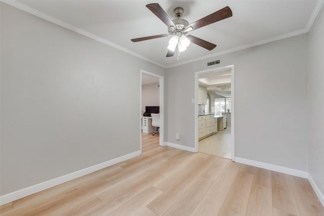 1954 Rambling Ridge Lane, Carrollton, TX 75007