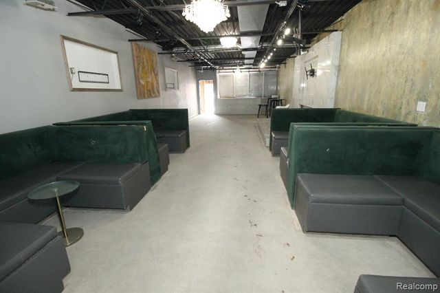 14939 Meyers Road, Detroit, MI 48227