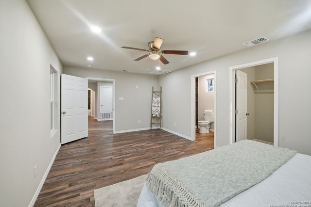 215 SW 30th, San Antonio, TX 78237