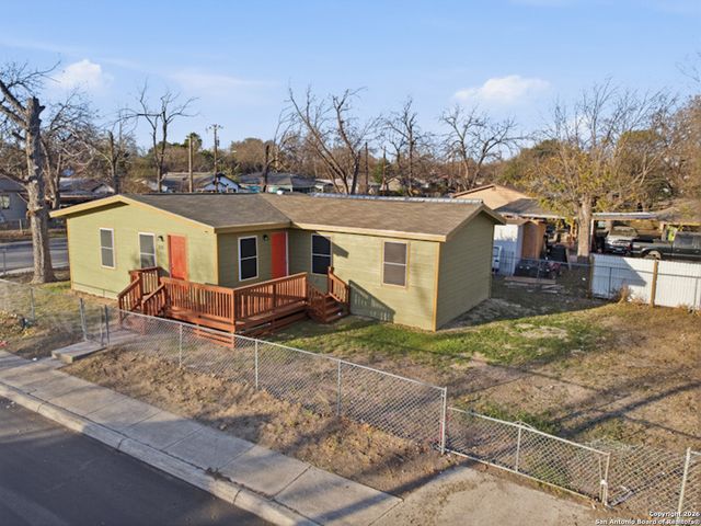 215 SW 30th, San Antonio, TX 78237