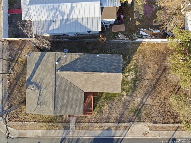 215 SW 30th, San Antonio, TX 78237