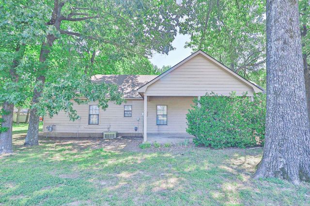 2300 Biltmore Cove, Jonesboro, AR 72404