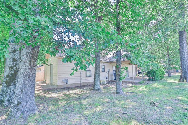 2300 Biltmore Cove, Jonesboro, AR 72404