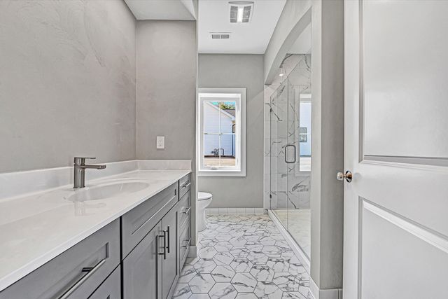 1120 Monterey RD, Roanoke, VA 24019