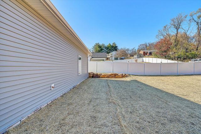 1120 Monterey RD, Roanoke, VA 24019