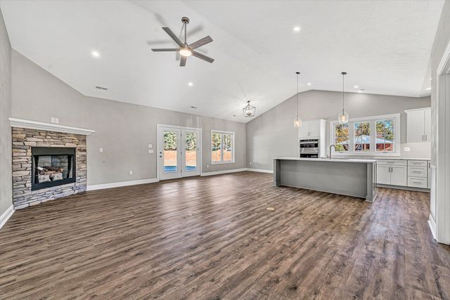 1120 Monterey RD, Roanoke, VA 24019