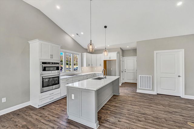 1120 Monterey RD, Roanoke, VA 24019