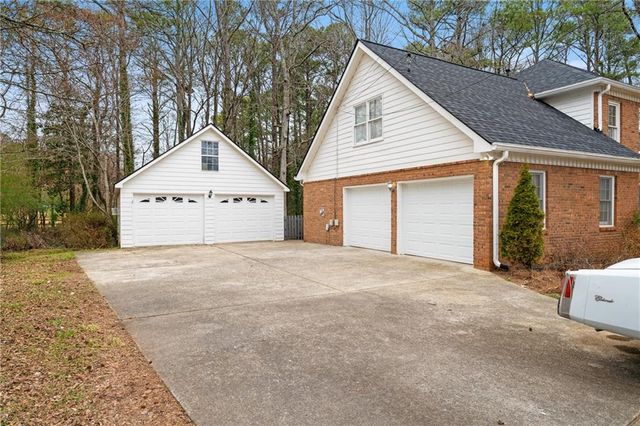 3033 Coach Lane, Marietta, GA 30062