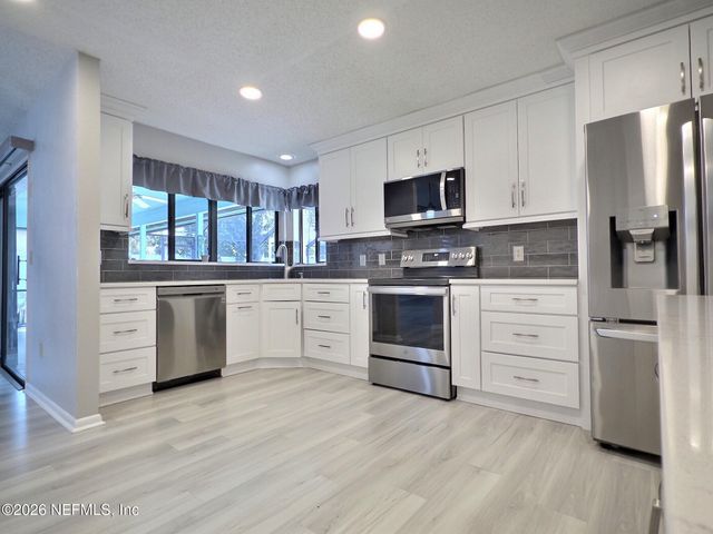 71 BRESSLER Lane, Palm Coast, FL 32137