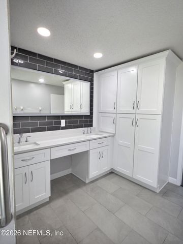 71 BRESSLER Lane, Palm Coast, FL 32137