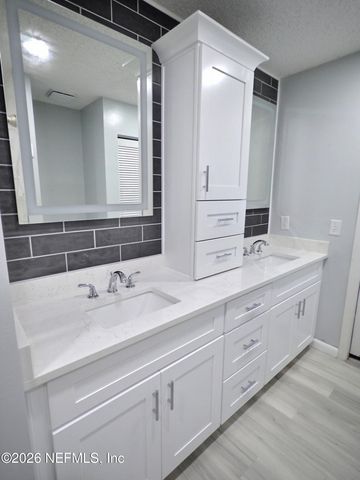 71 BRESSLER Lane, Palm Coast, FL 32137