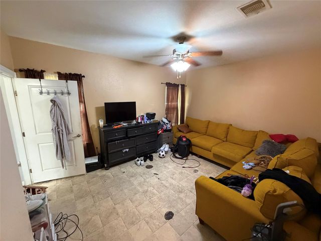 6713 Woodrow Street, Texas City, TX 77591