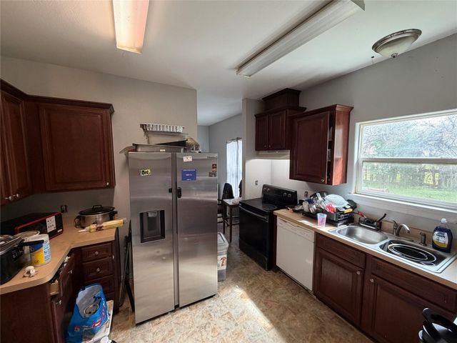 6713 Woodrow Street, Texas City, TX 77591