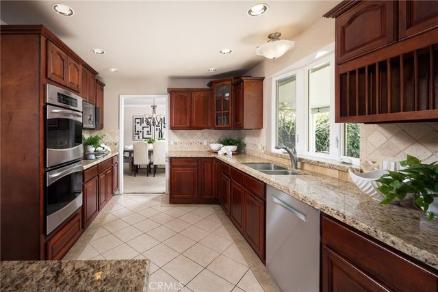 4341 E Bainbridge Avenue, Anaheim, CA 92807