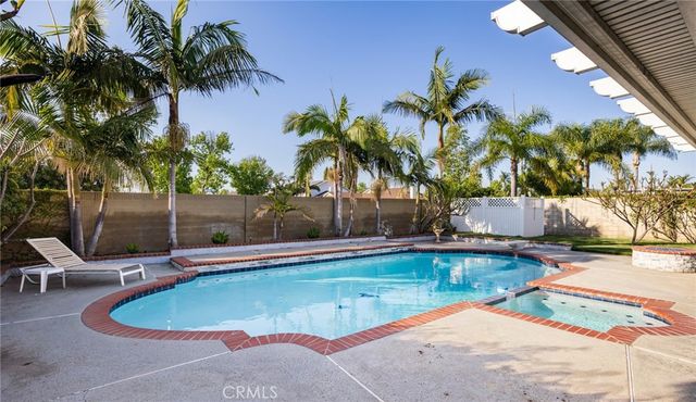 4341 E Bainbridge Avenue, Anaheim, CA 92807