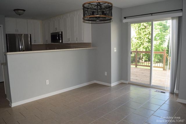 8549 Hawthorn Hill, Lima Twp, MI 48130