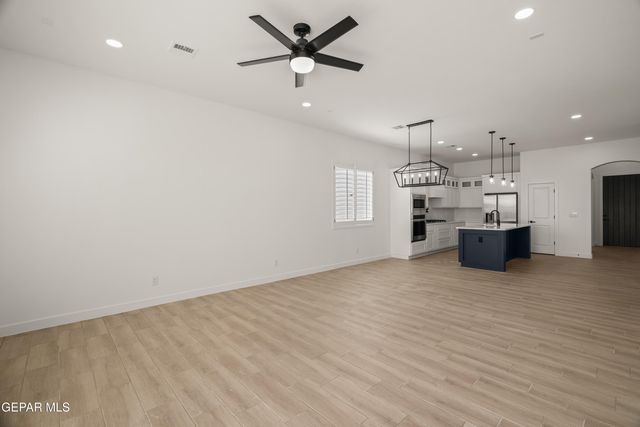 713 Paseo Astuto Place, Horizon City, TX 79928