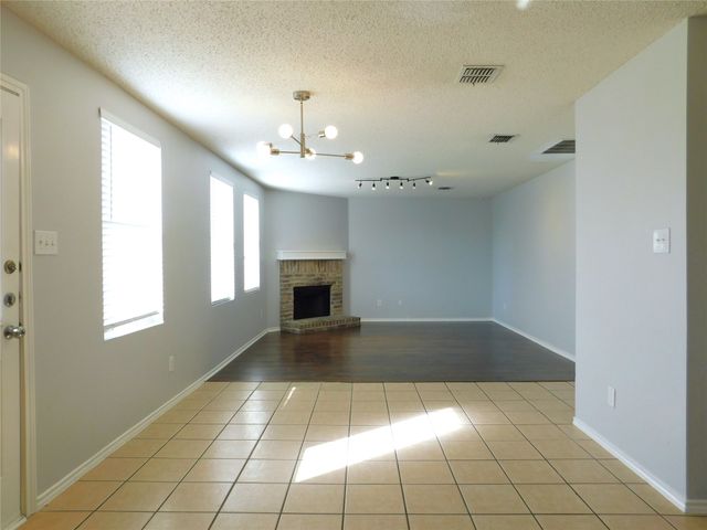 3620 Lipizzan Drive, Denton, TX 76210