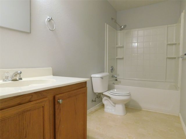 3620 Lipizzan Drive, Denton, TX 76210