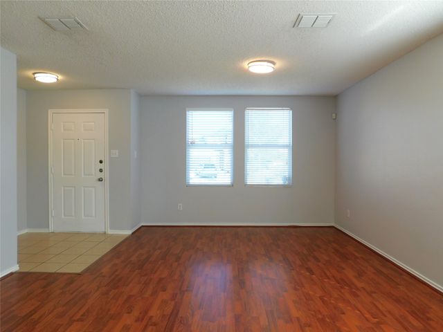 3620 Lipizzan Drive, Denton, TX 76210