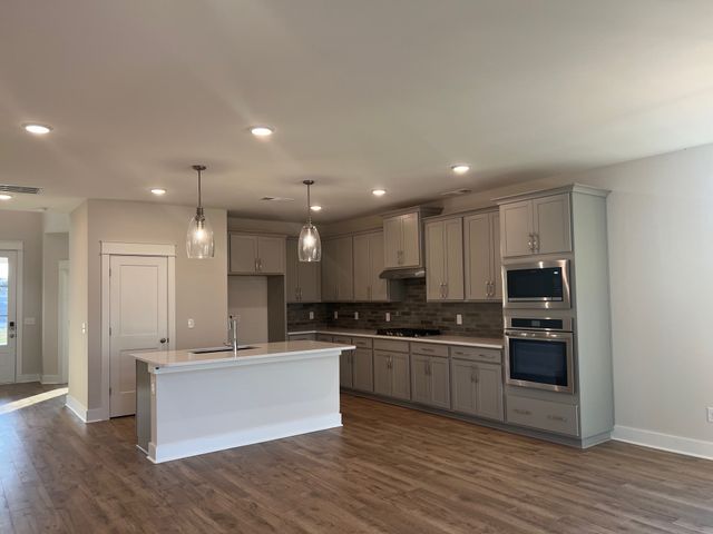 4138 Dream Beetle Loop, Rockvale, TN 37153