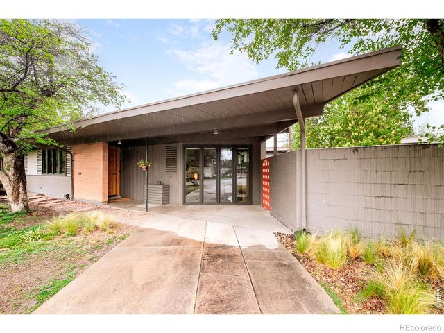 1431 E Dartmouth Avenue, Englewood, CO 80113