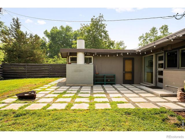 1431 E Dartmouth Avenue, Englewood, CO 80113