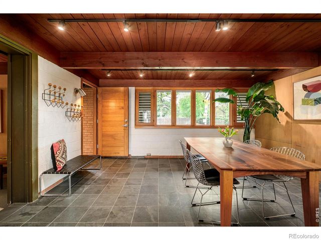 1431 E Dartmouth Avenue, Englewood, CO 80113