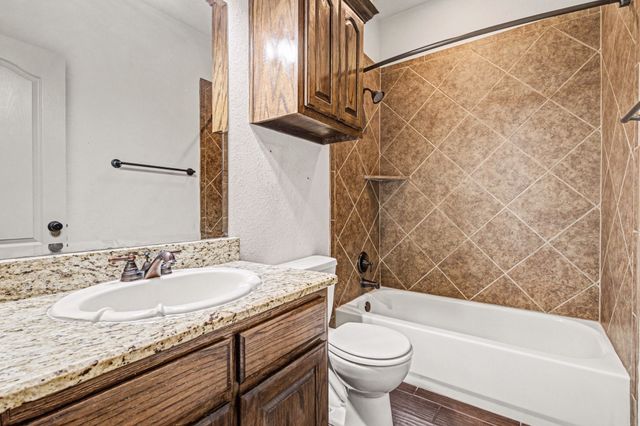 532 Hubbard Circle, Nevada, TX 75173