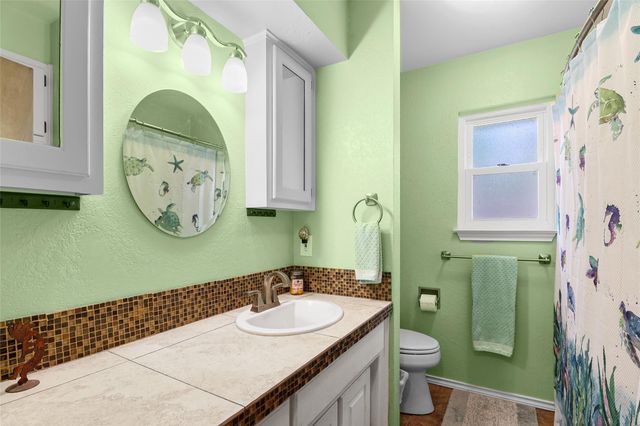 1304 Sunset DR, Marble Falls, TX 78654