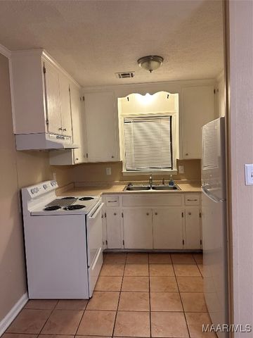 3135 DOBBS Drive 1, Montgomery, AL 36116