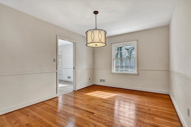 3634 Larson LN, Roanoke, VA 24018