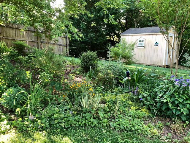 3634 Larson LN, Roanoke, VA 24018