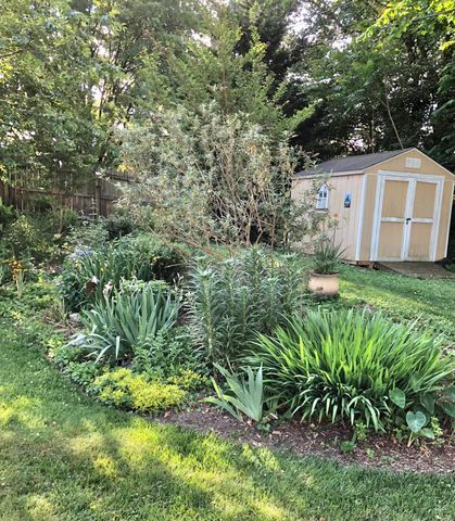 3634 Larson LN, Roanoke, VA 24018