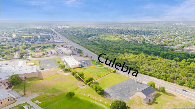 9823 Culebra Rd, San Antonio, TX 78251