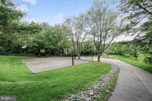 25758 WOODFIELD RD, Damascus, MD 20872